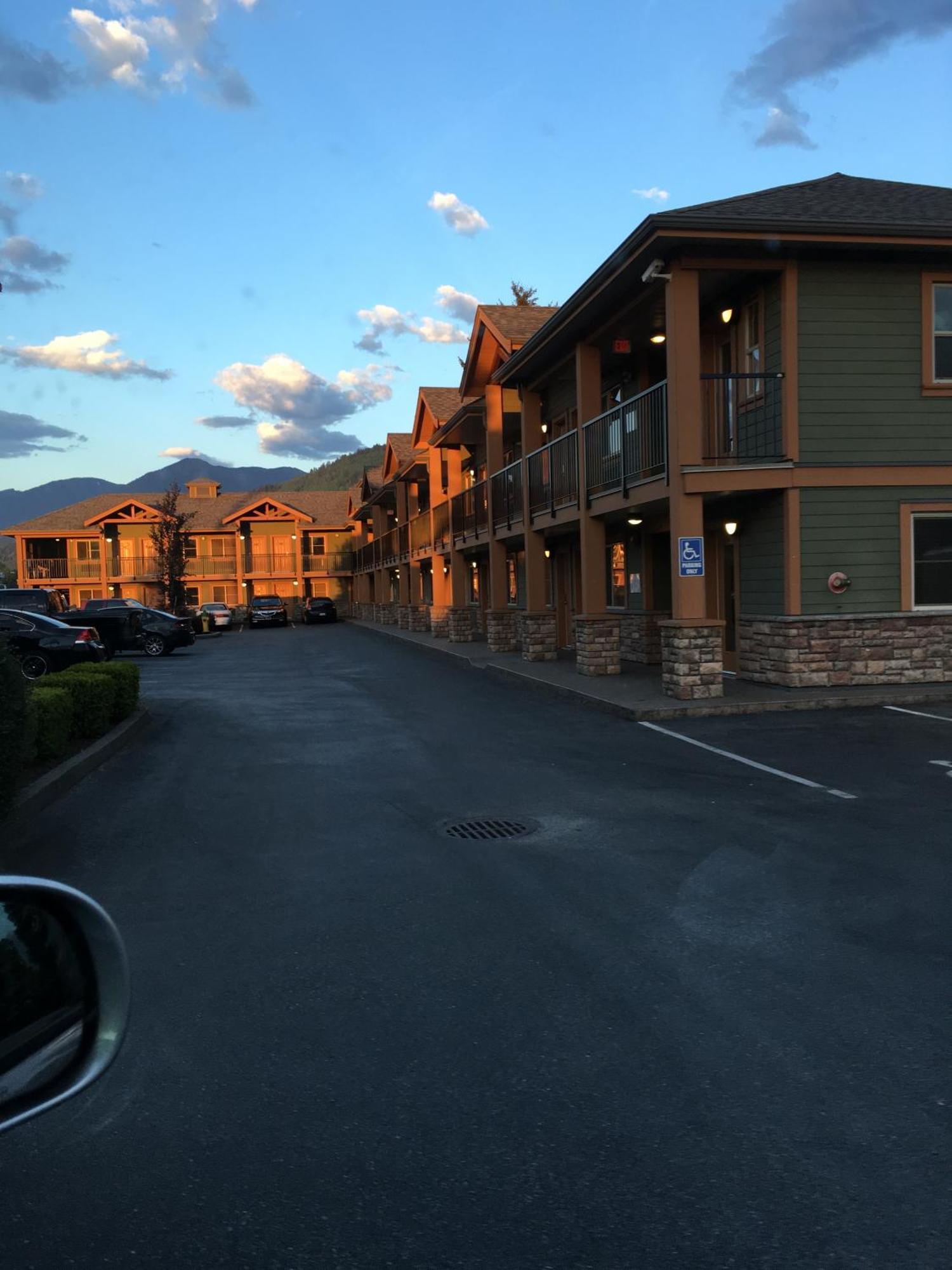 Vedder River Inn Chilliwack Eksteriør billede