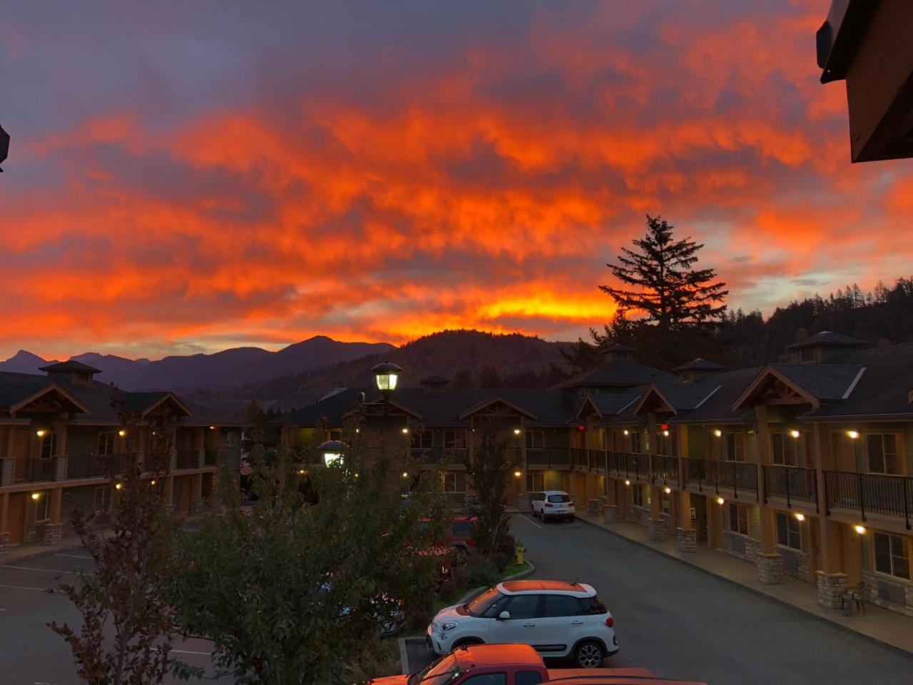 Vedder River Inn Chilliwack Eksteriør billede